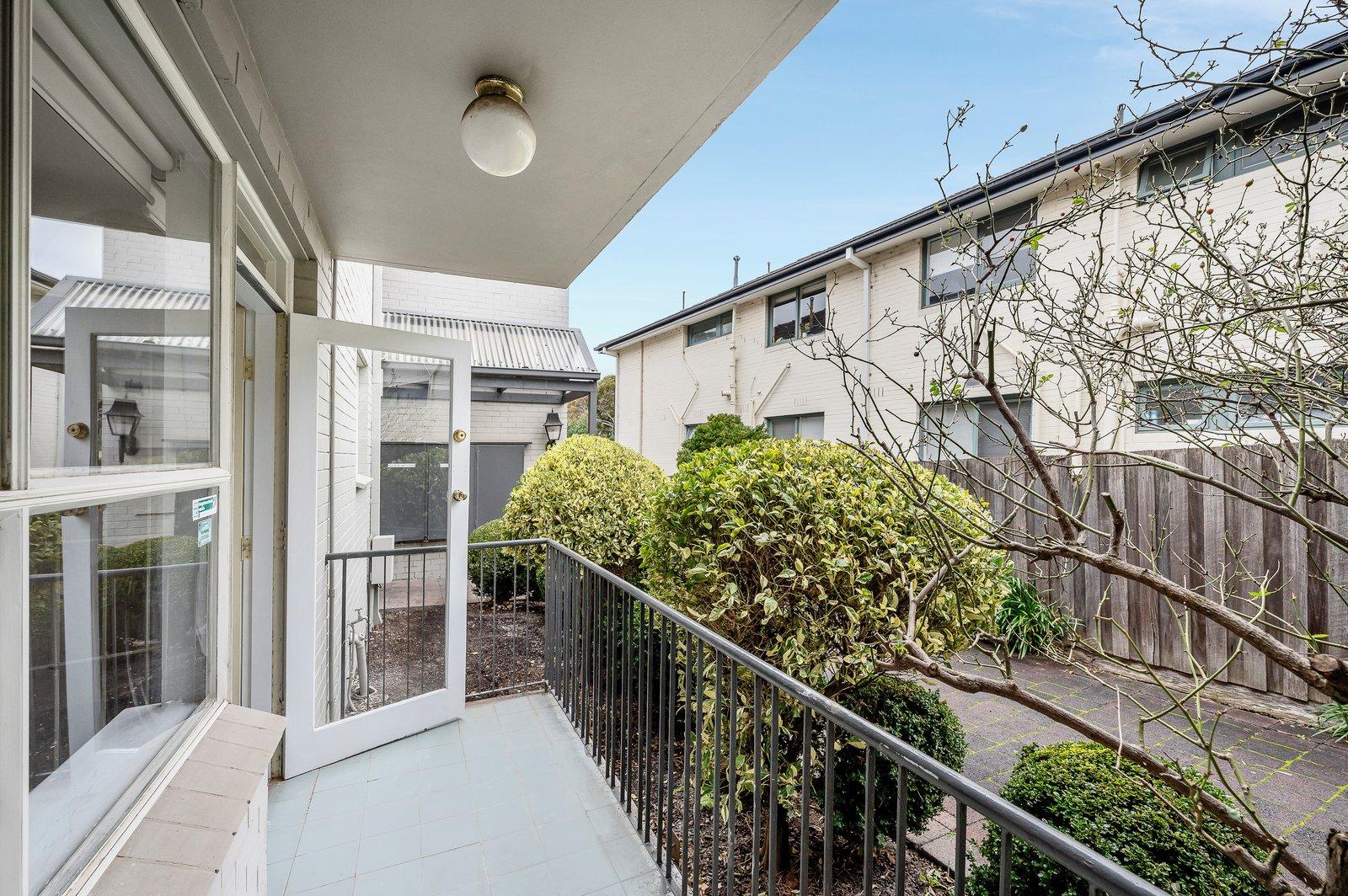 1/6 Osborne Avenue, Glen Iris, 3146