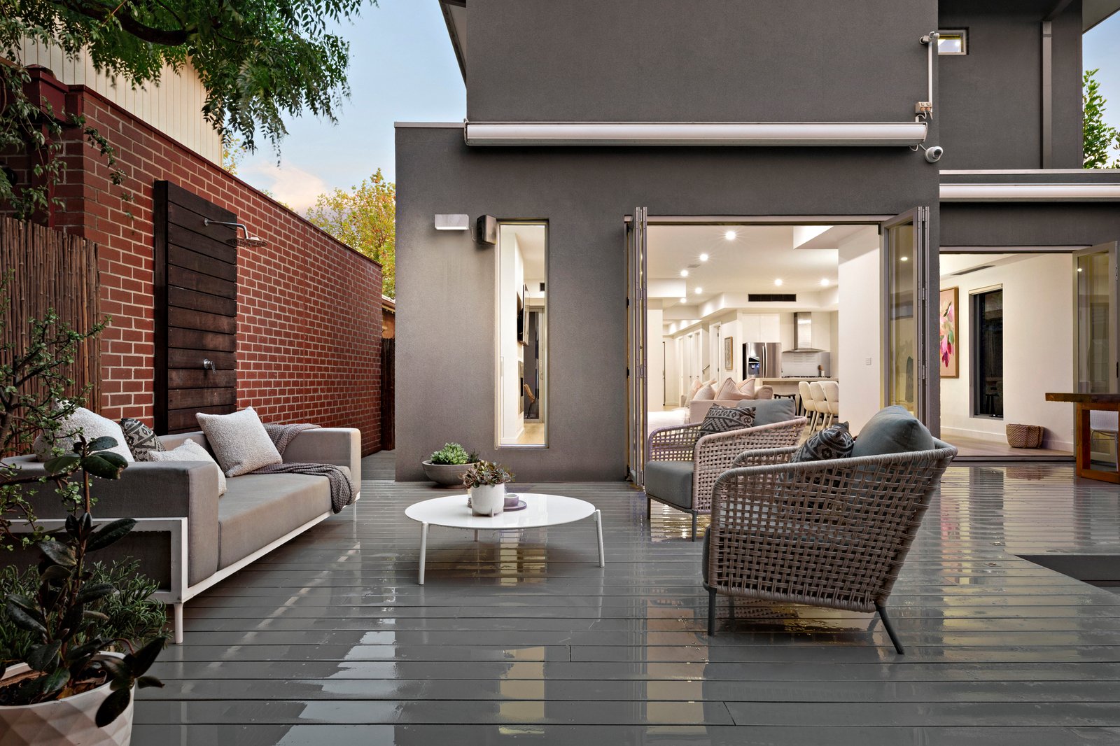 16 Wave Street, Elwood, 3184