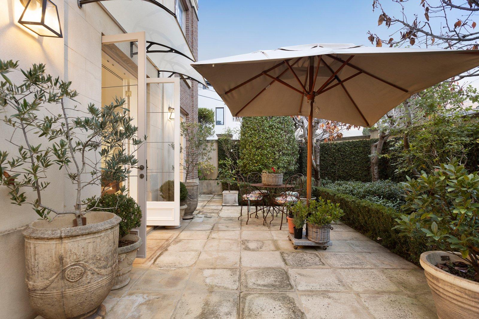 1/62 Mathoura Road, Toorak, 3142