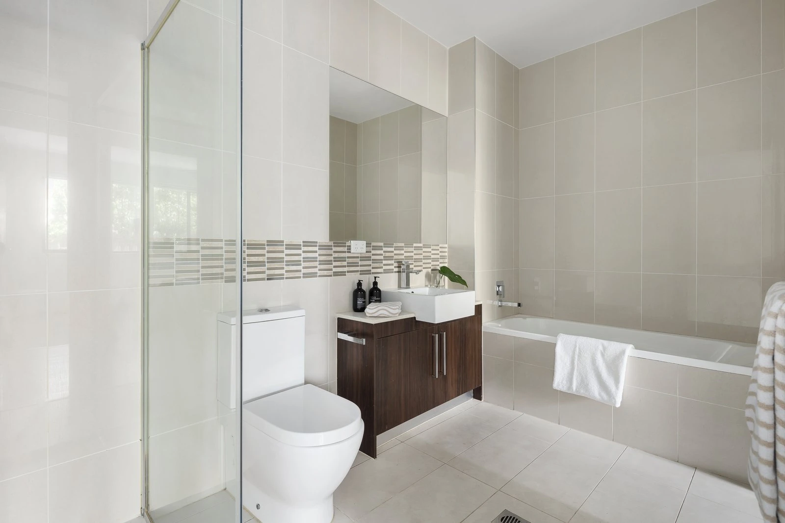 1/646 Toorak Road, Toorak, 3142