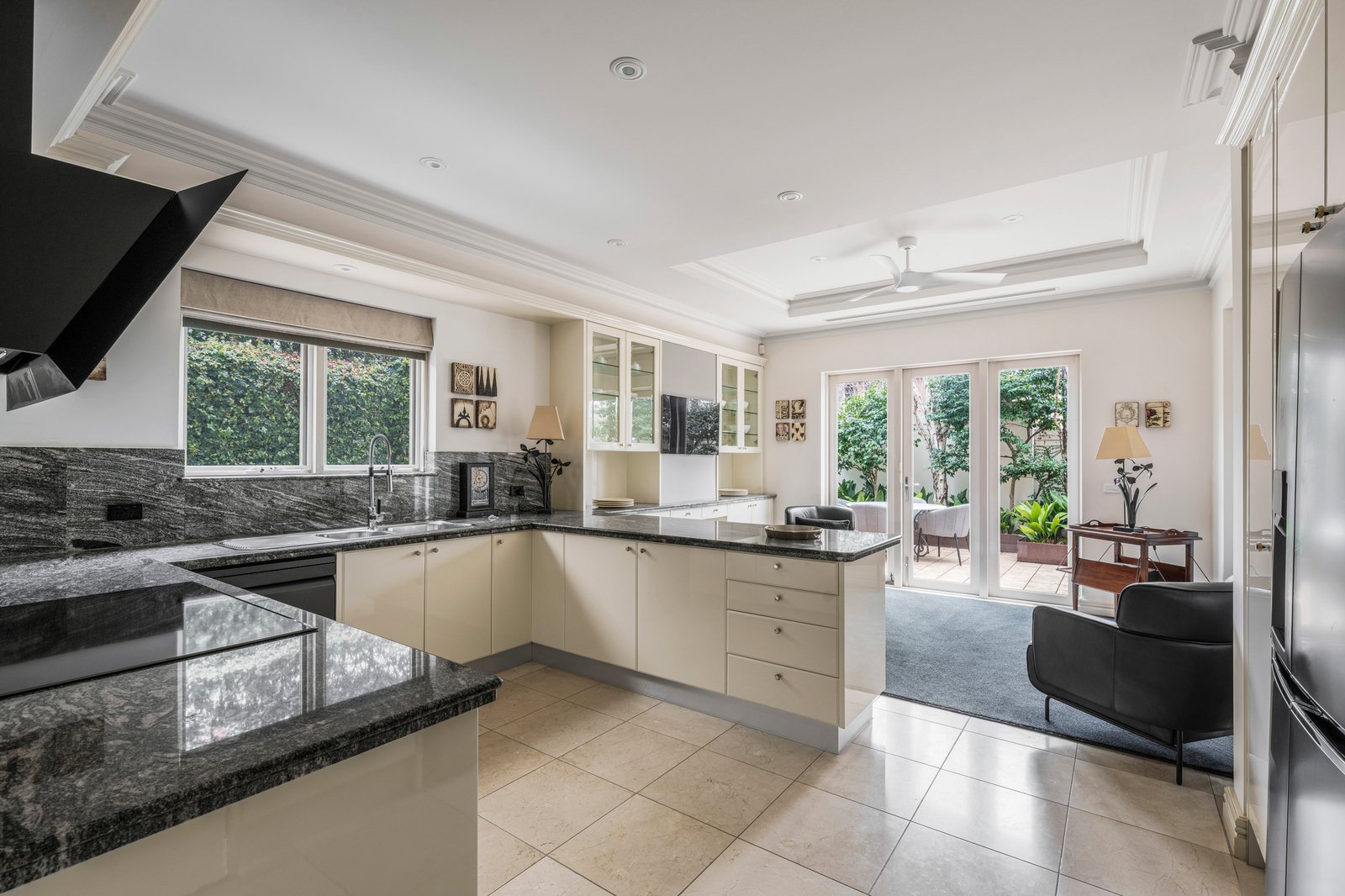 1/669 Toorak Road, Toorak, 3142