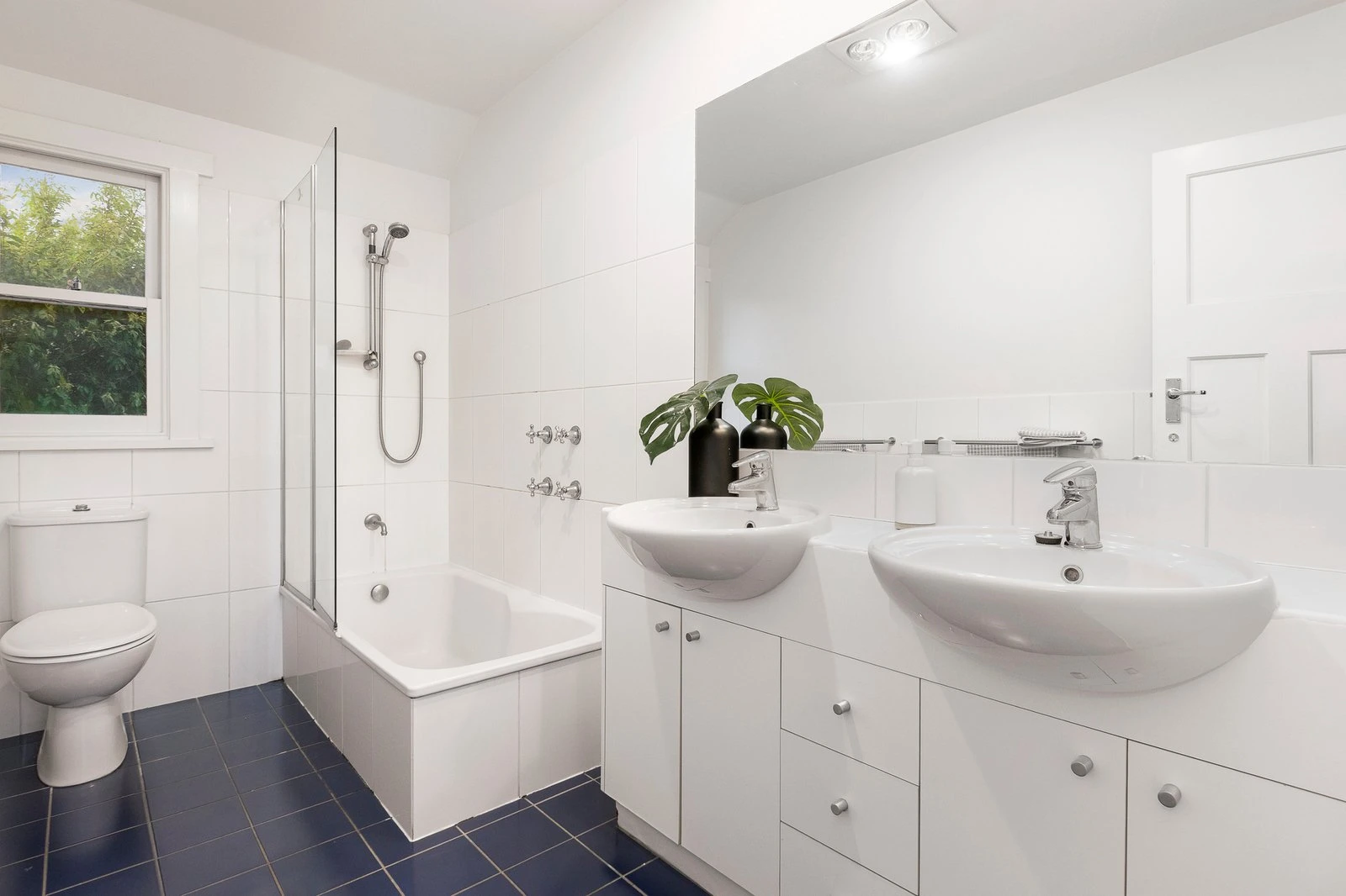 1678 - 1680 Malvern Road, Glen Iris, 3146