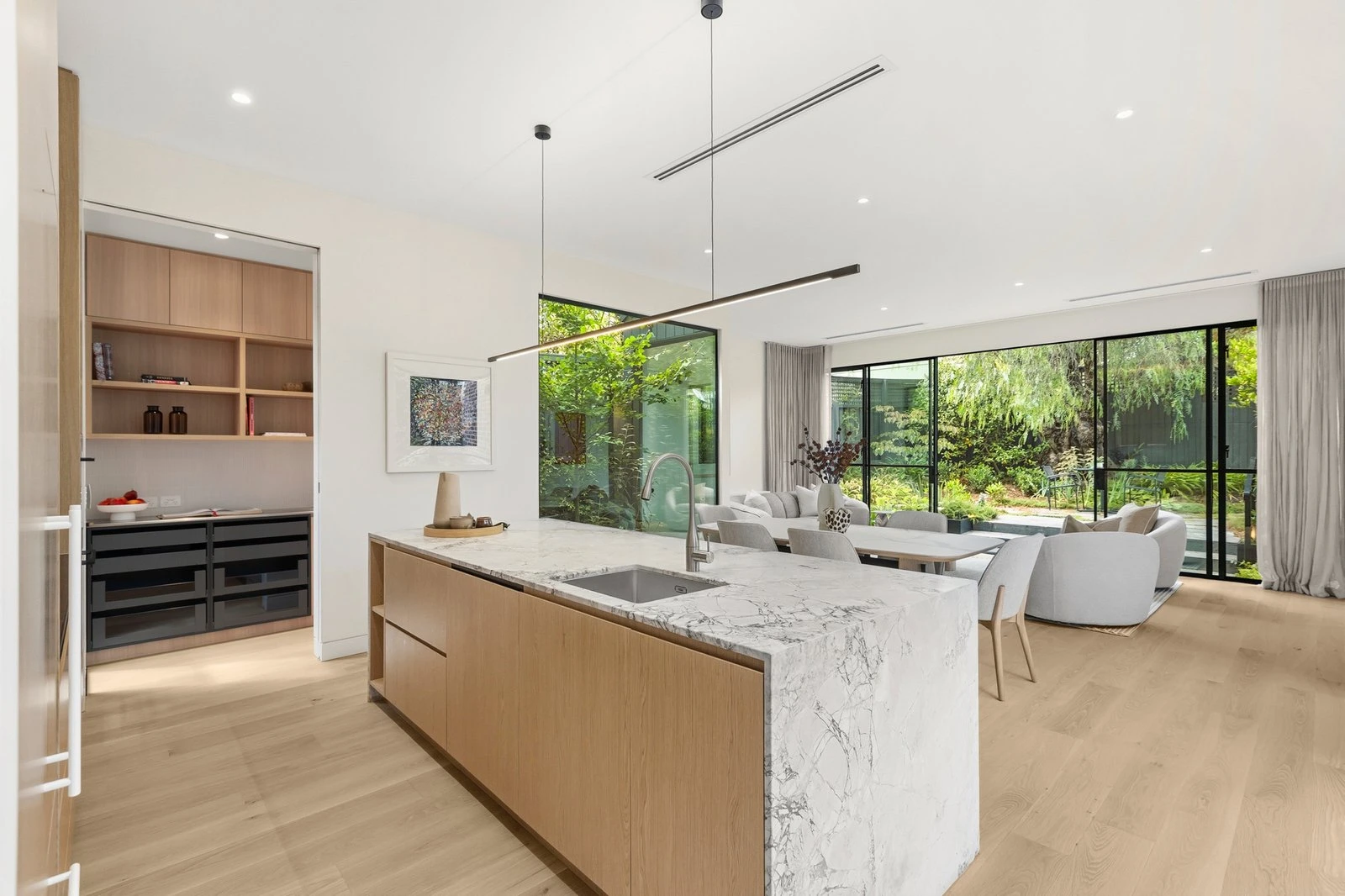 17 Allenby Road, Canterbury, 3126