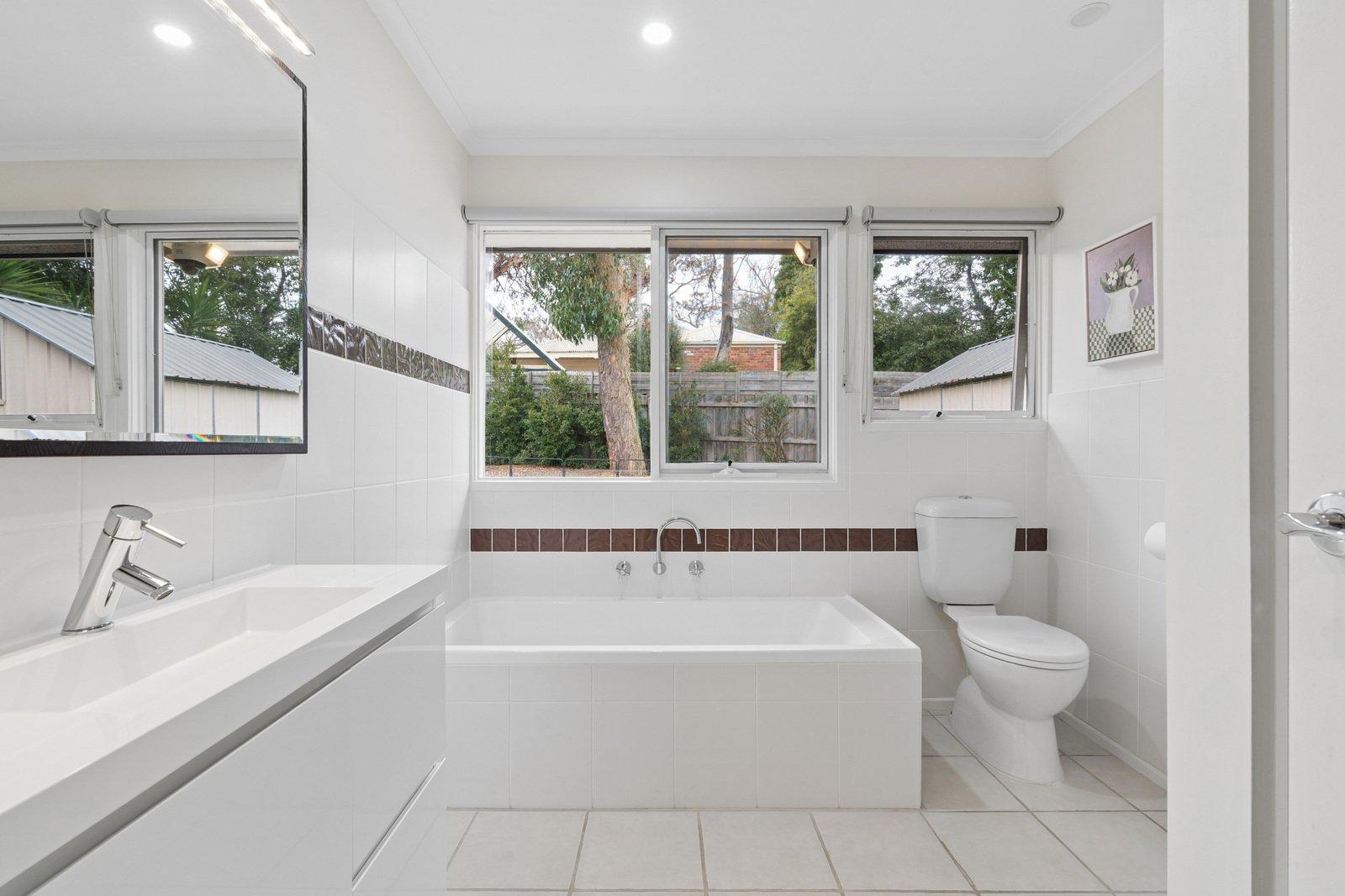 17 Autumn Crescent, Mount Eliza, 3930