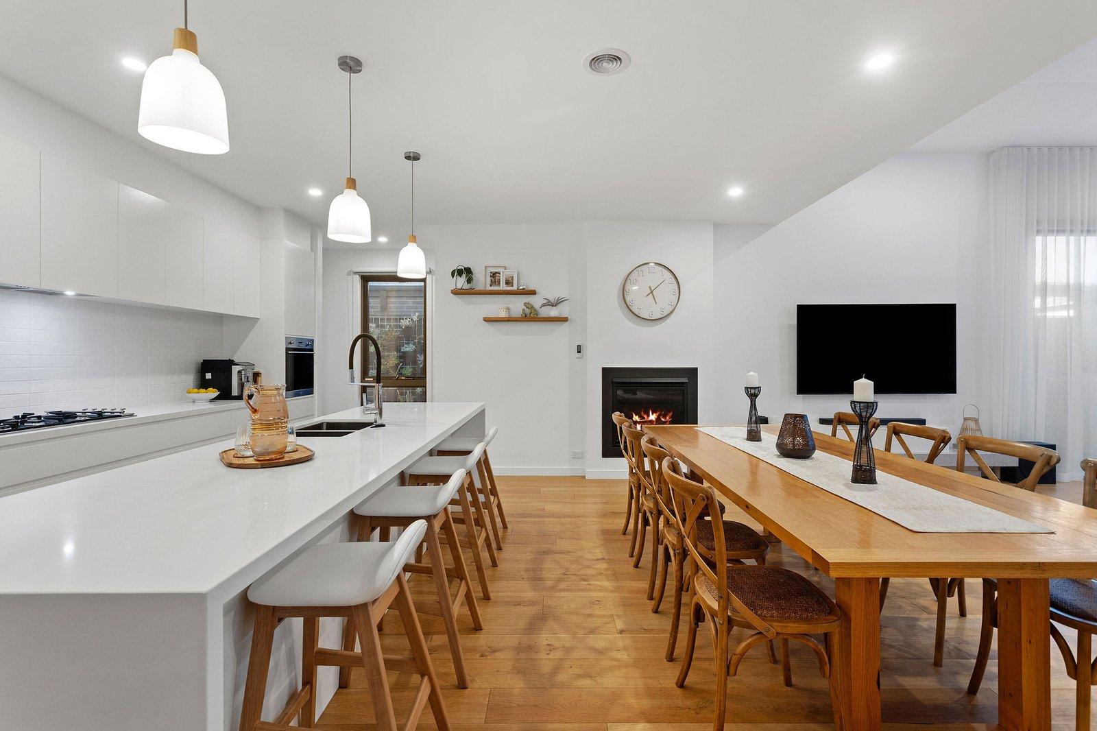 17 Carnoustie Grove, Mornington, 3931