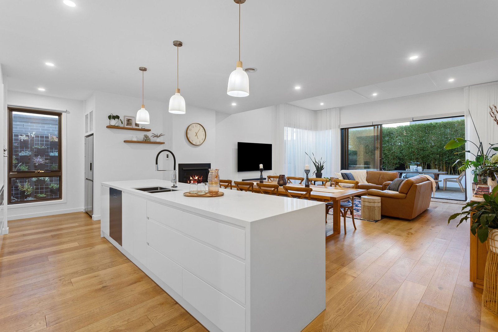 17 Carnoustie Grove, Mornington, 3931