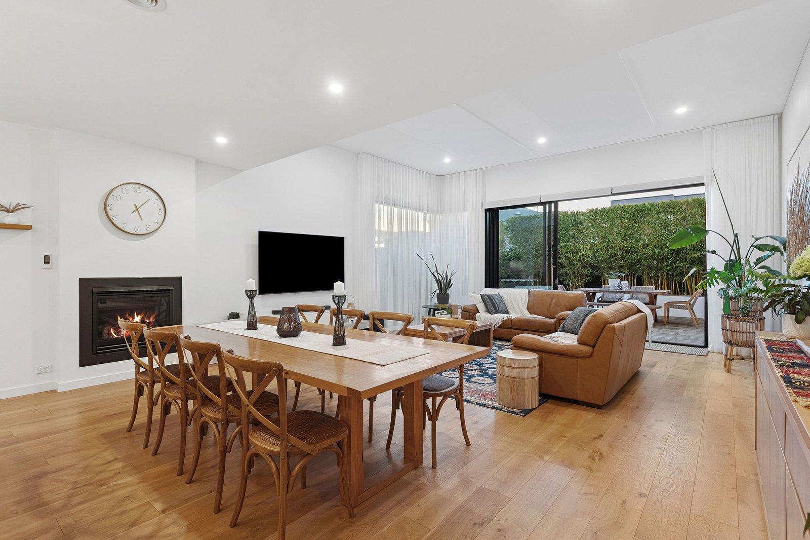 17 Carnoustie Grove, Mornington, 3931