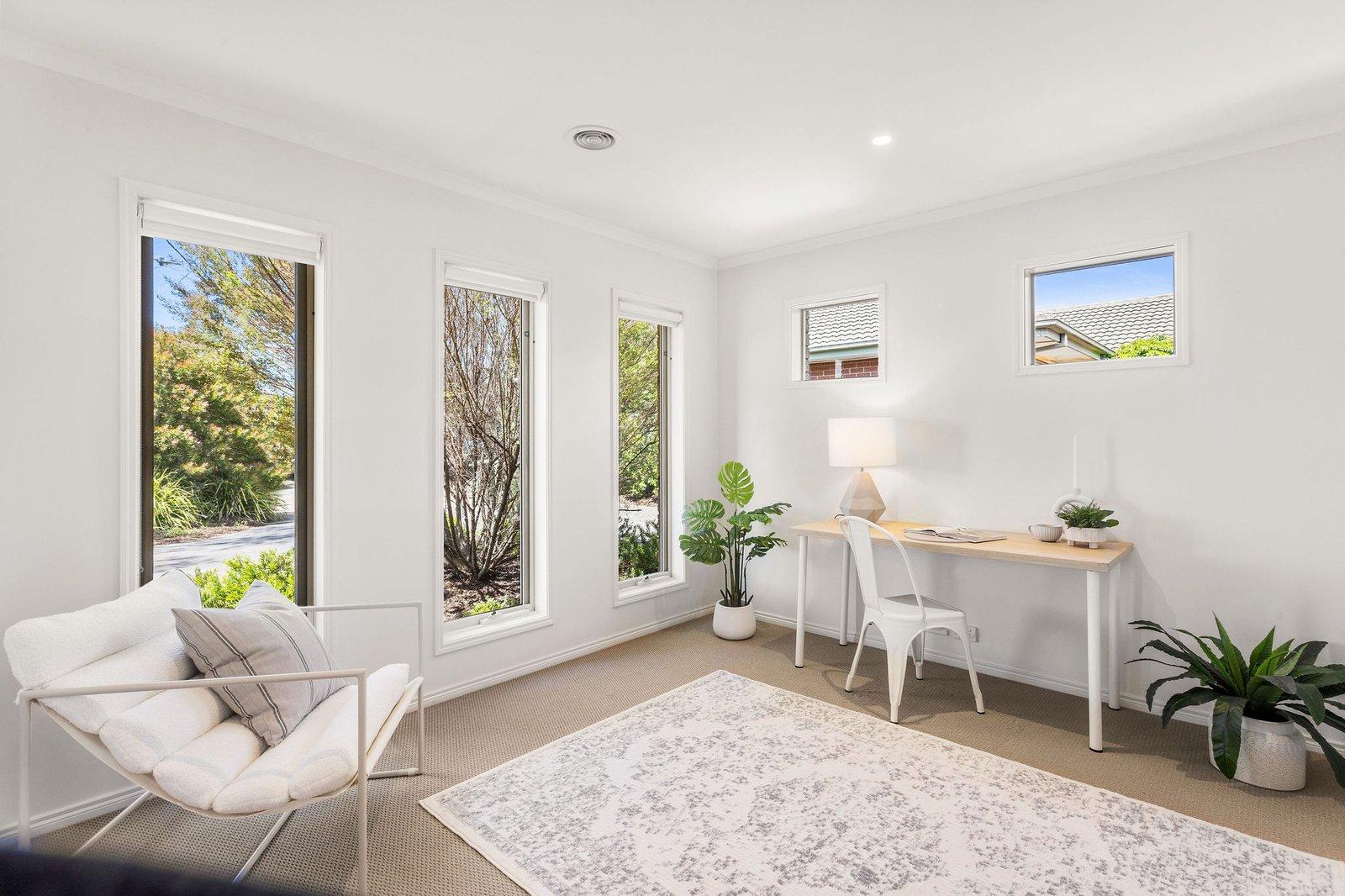 17 Emarald Close, Mornington, 3931