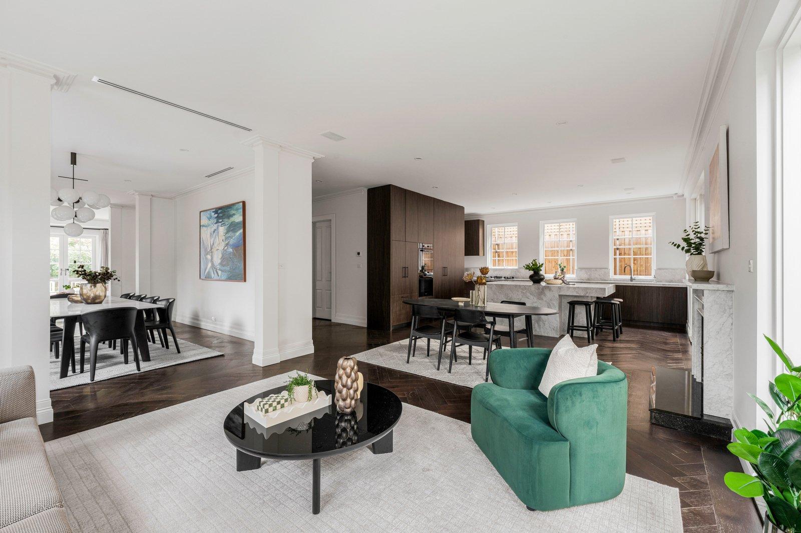 17 Glen Road, Toorak, 3142