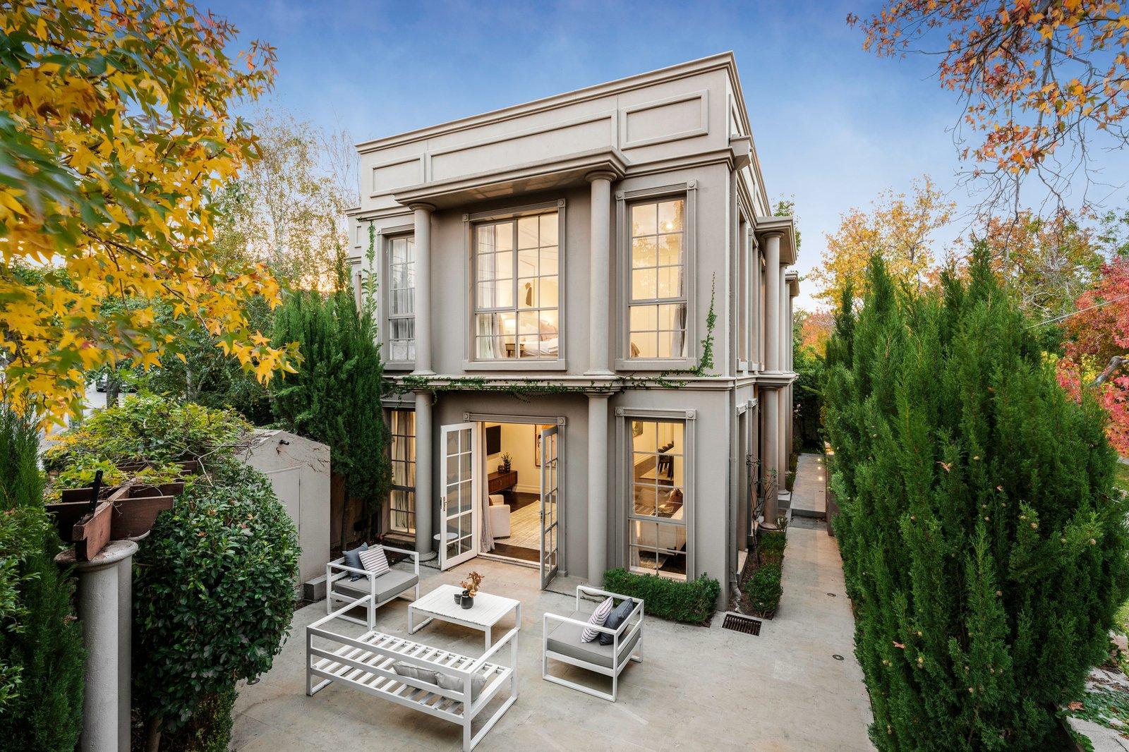 17 Glen Road, Toorak, 3142
