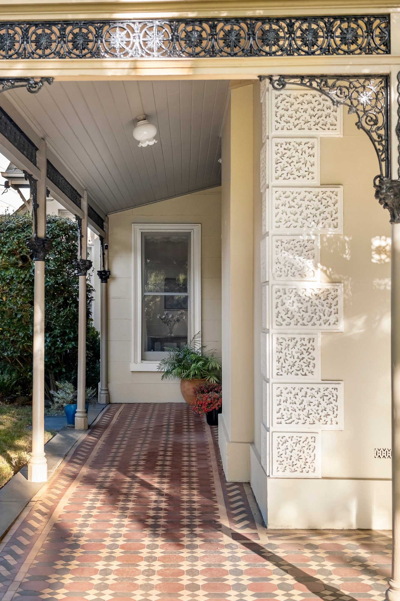 17 Hawthorn Road, Caulfield North, 3161