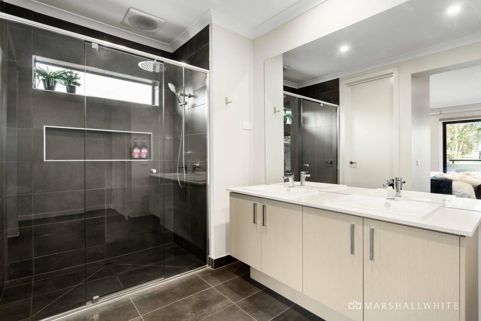 17 Heritage Boulevard, Doncaster, 3108