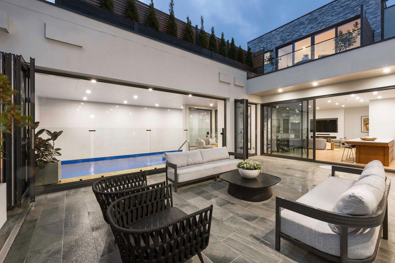 17 Iona Avenue, Toorak, 3142
