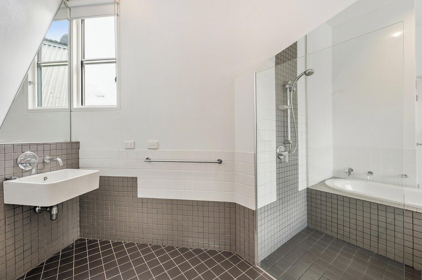 17 King Street, St Kilda East, 3183