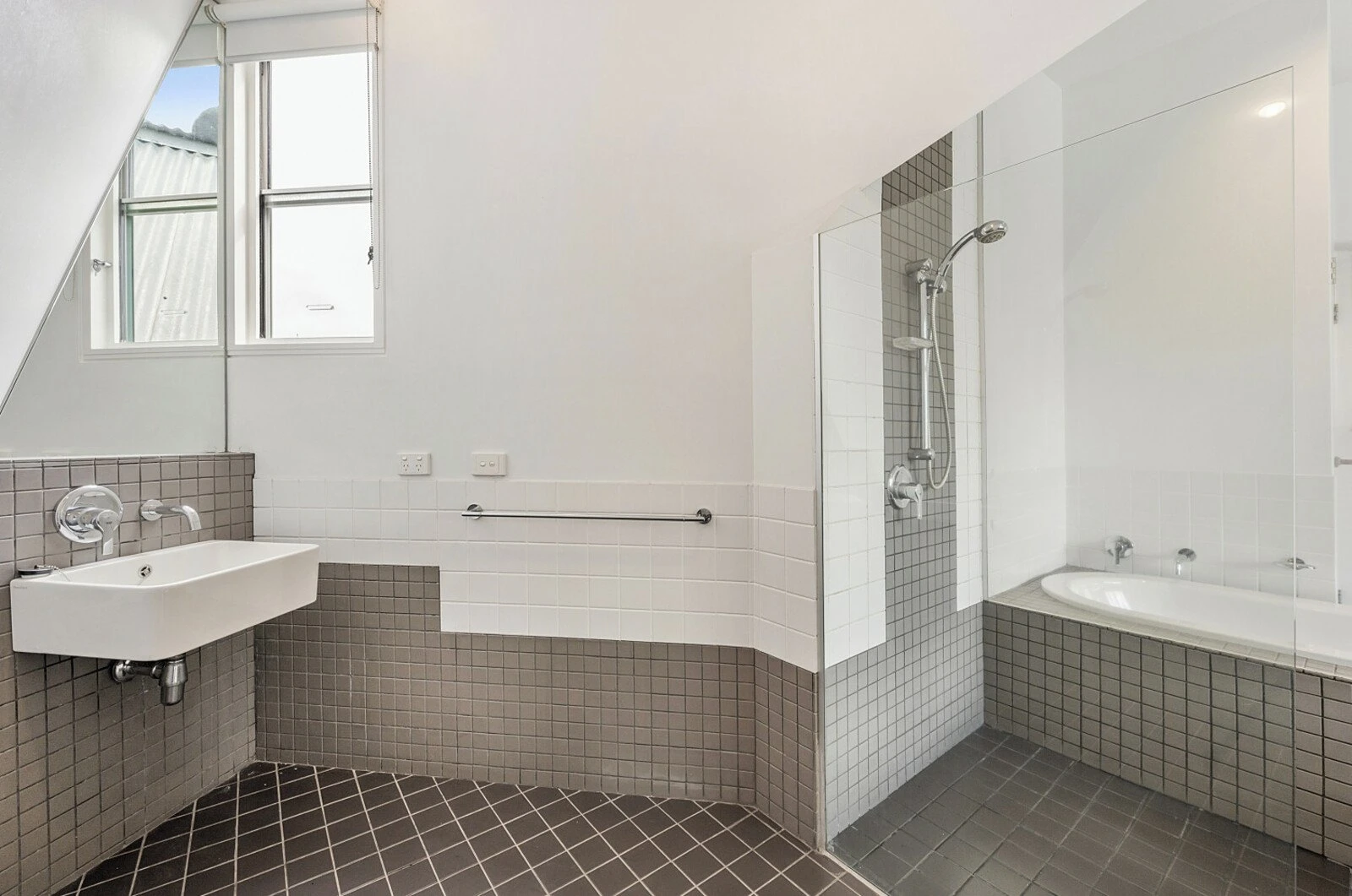 17 King Street, St Kilda East, 3183