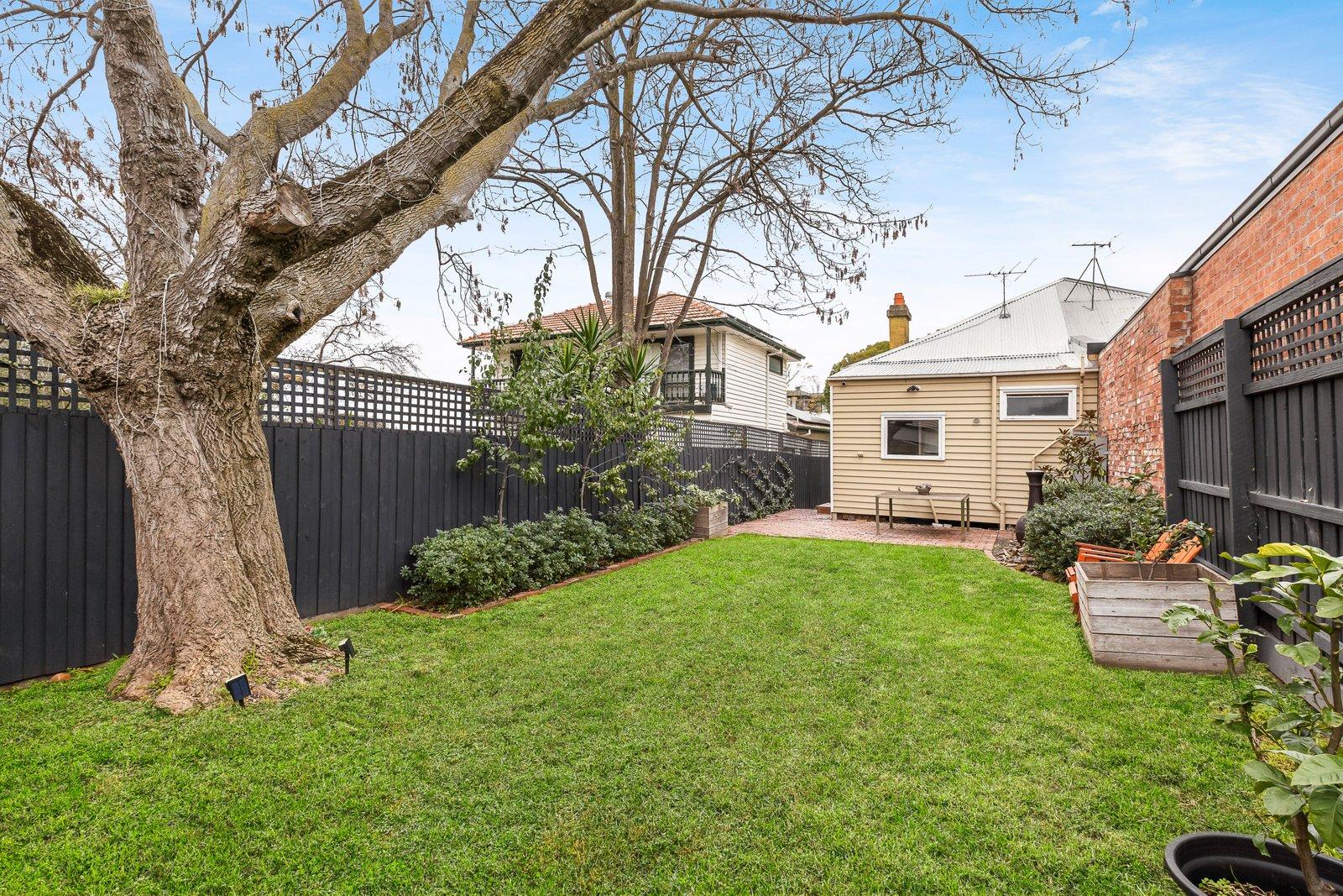 17 Leopold Street, Glen Iris, 3146