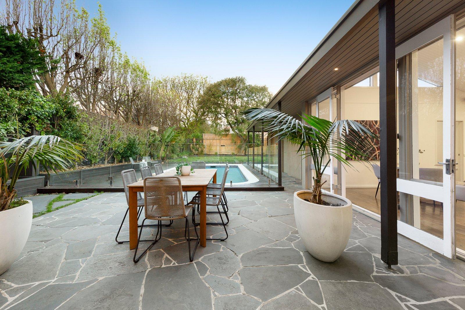 17 Mccallum Street, Brighton, 3186