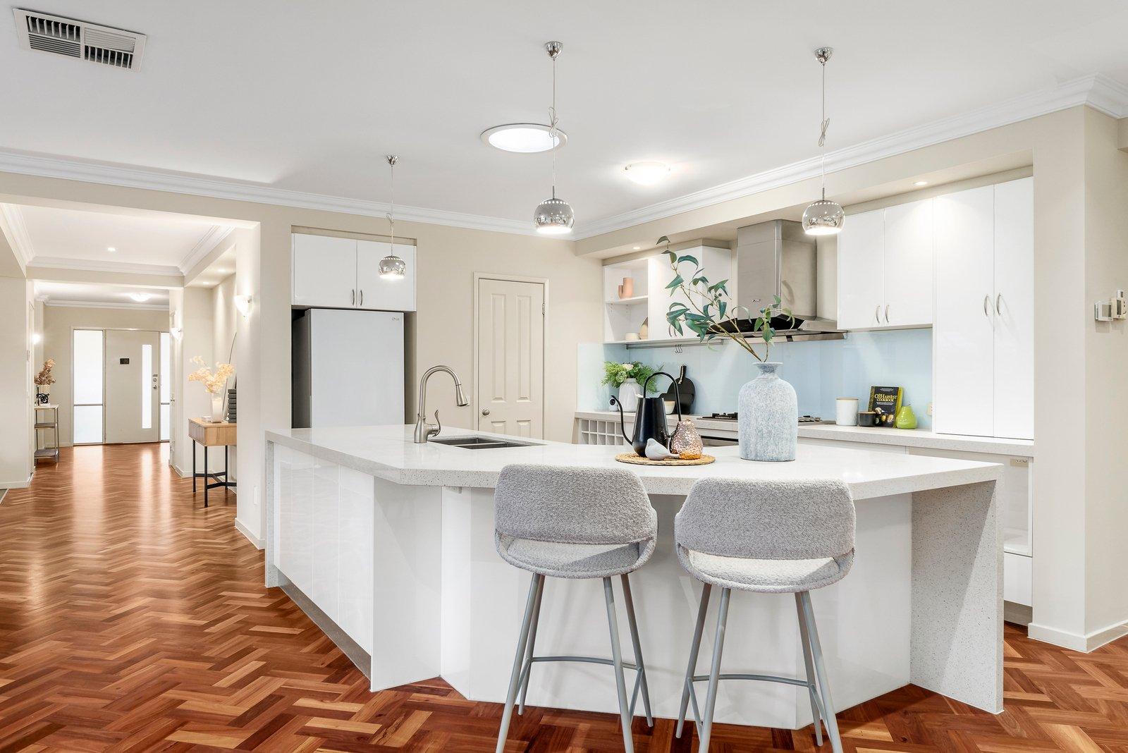 17 Mccoll Road, Mont Albert North, 3129