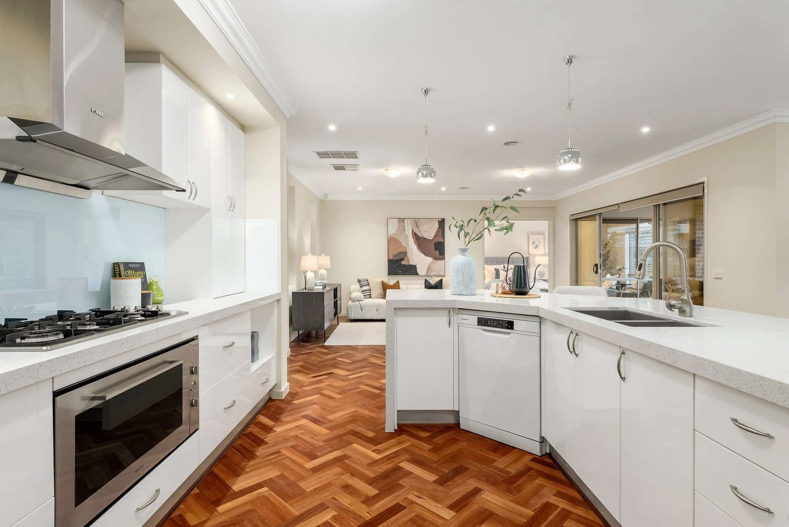 17 Mccoll Road, Mont Albert North, 3129