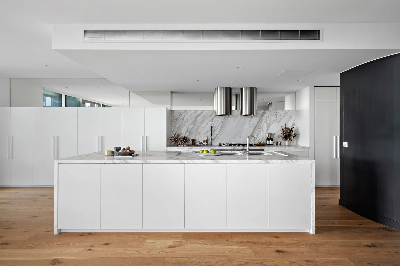 1705/35 Albert Road, Melbourne, 3004