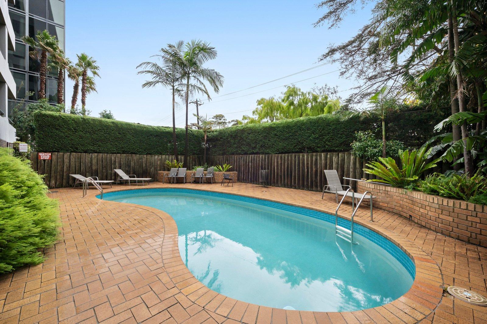1/73 Queens Road, Melbourne, 3004
