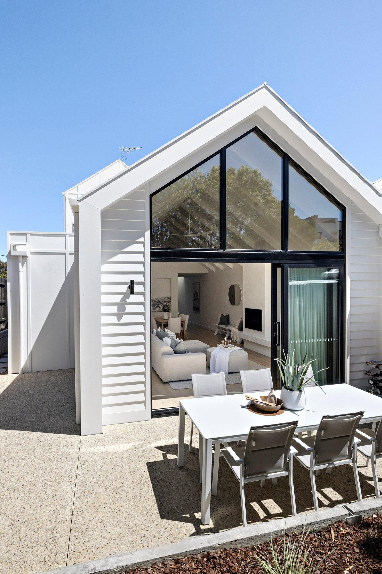 17A Seaton Road, Mornington, 3931