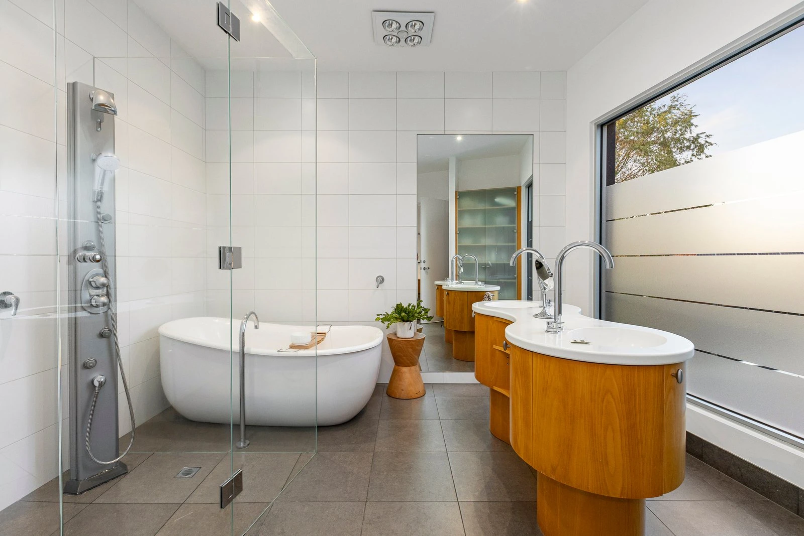 18 Avenel Road, Kooyong, 3144