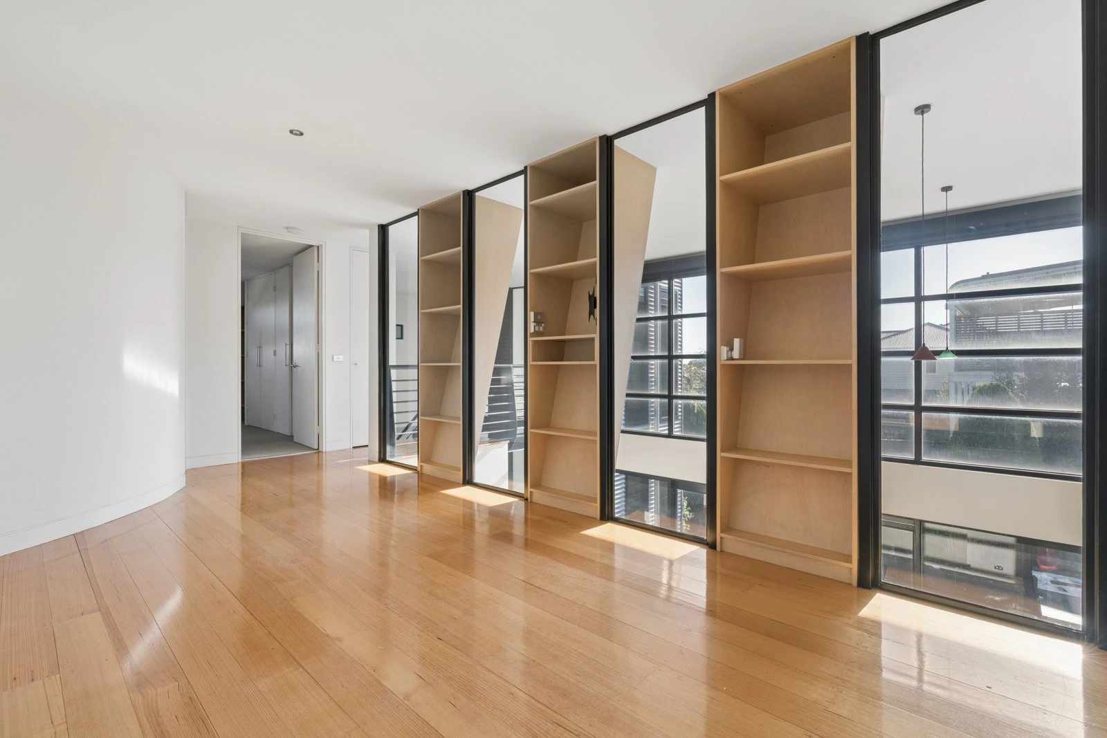 1/8 Balcombe Street, Mornington, 3931