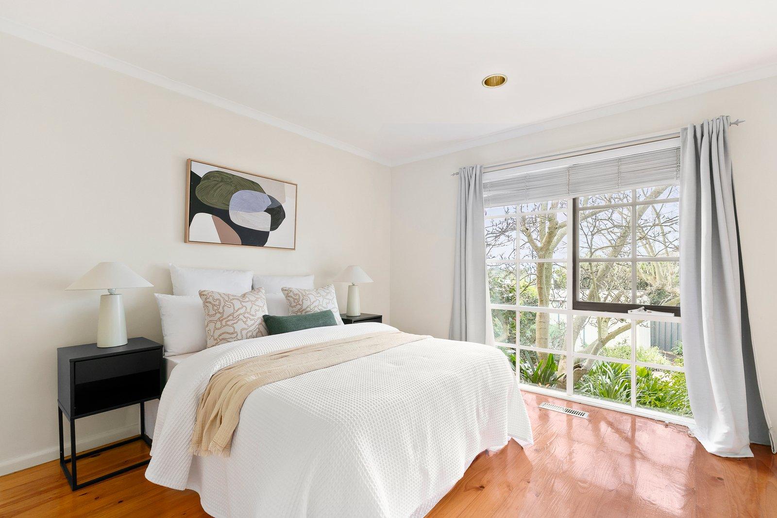 18 Barnard Grove, Kew, 3101