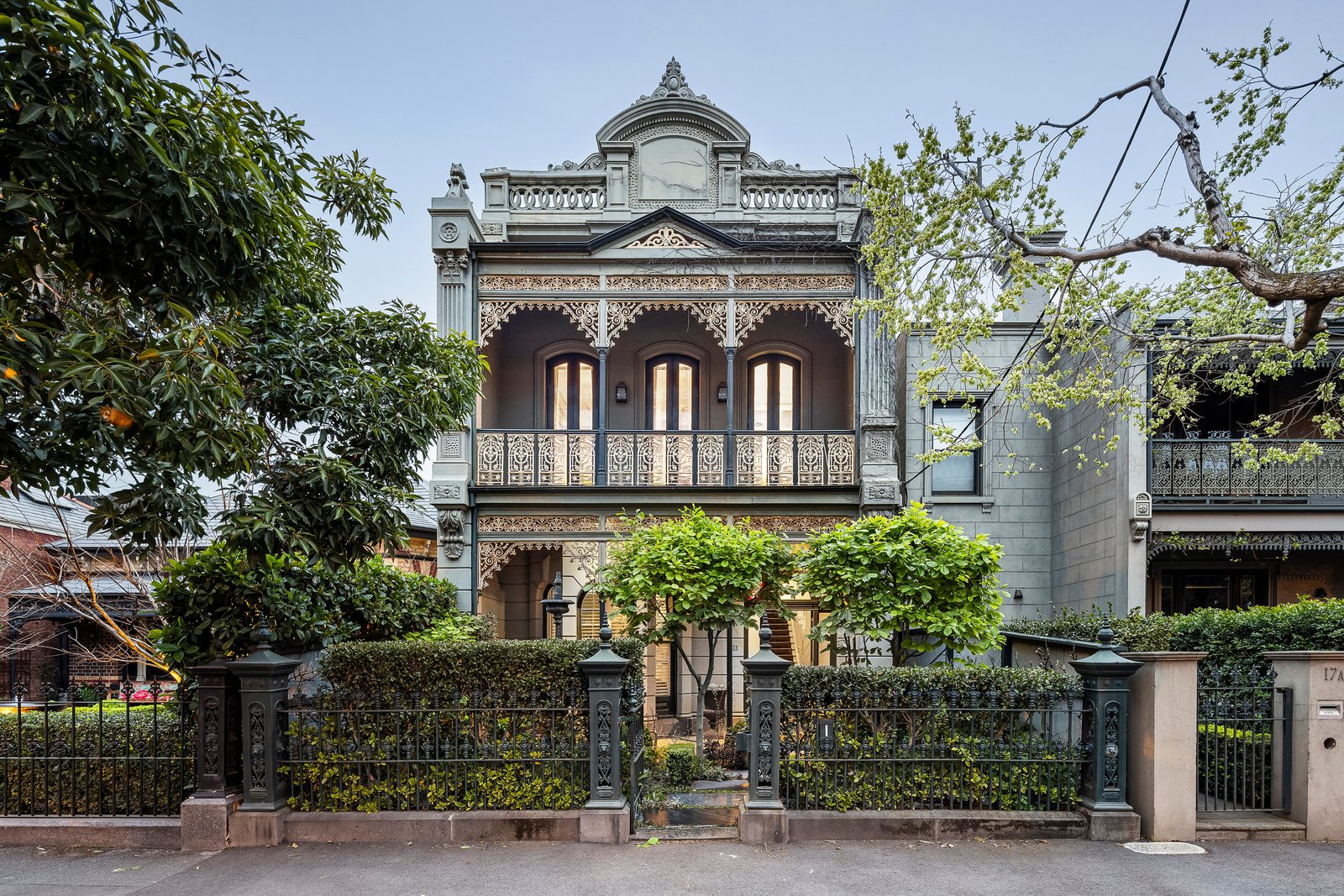 18 Canterbury Road, Albert Park, 3206