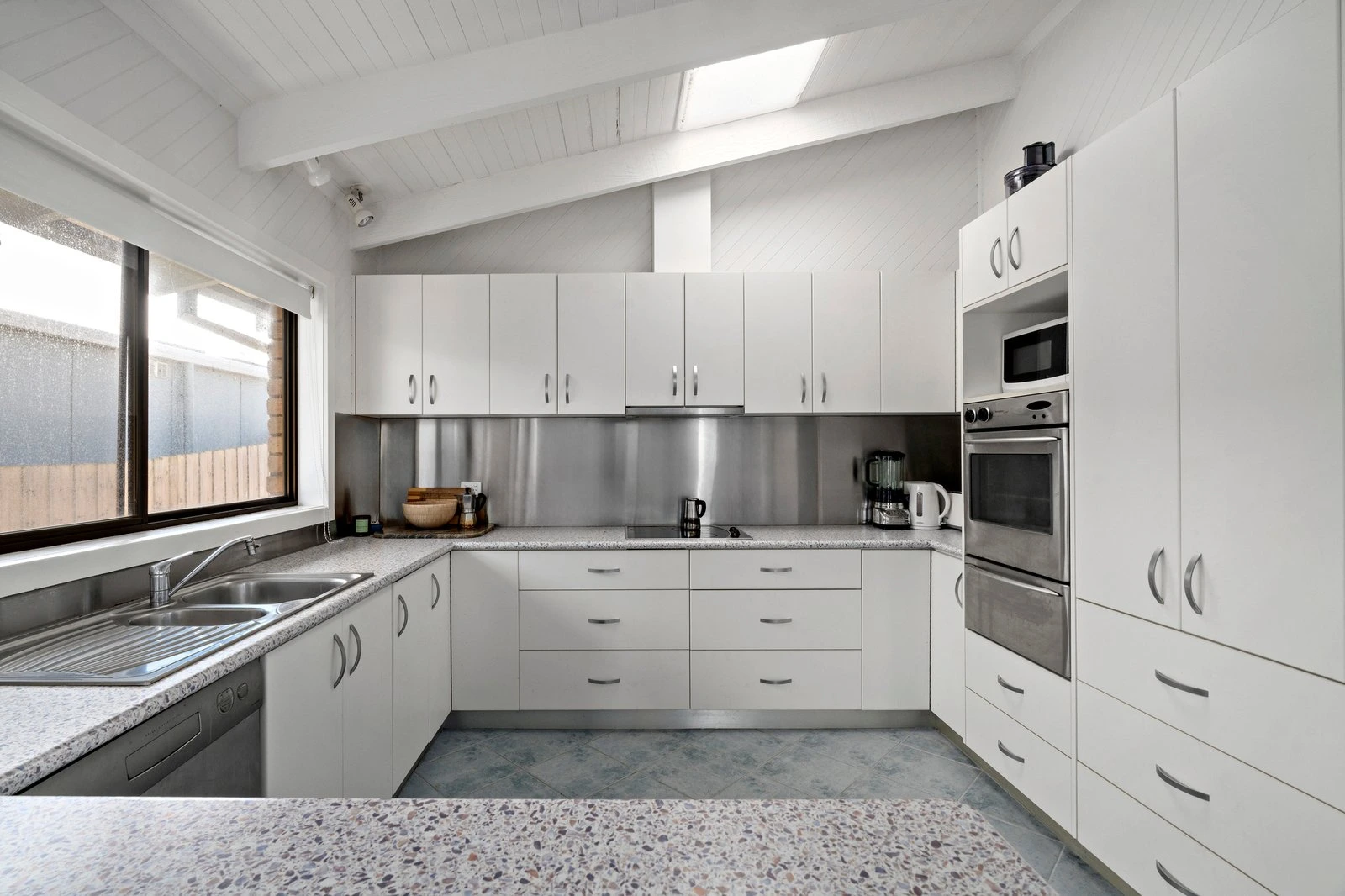 18 Denby Avenue, Sorrento, 3943