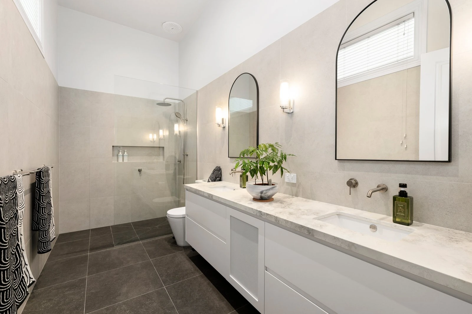 18 Laing Street, Mont Albert, 3127