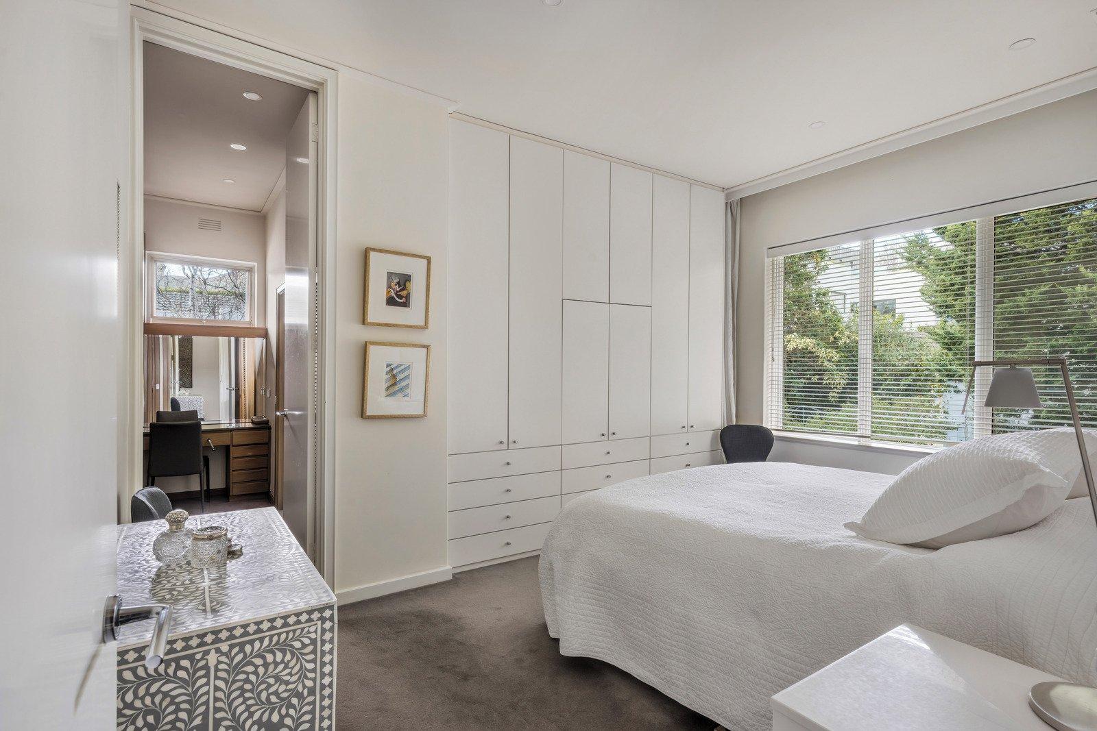 18 Lascelles Avenue, Toorak, 3142