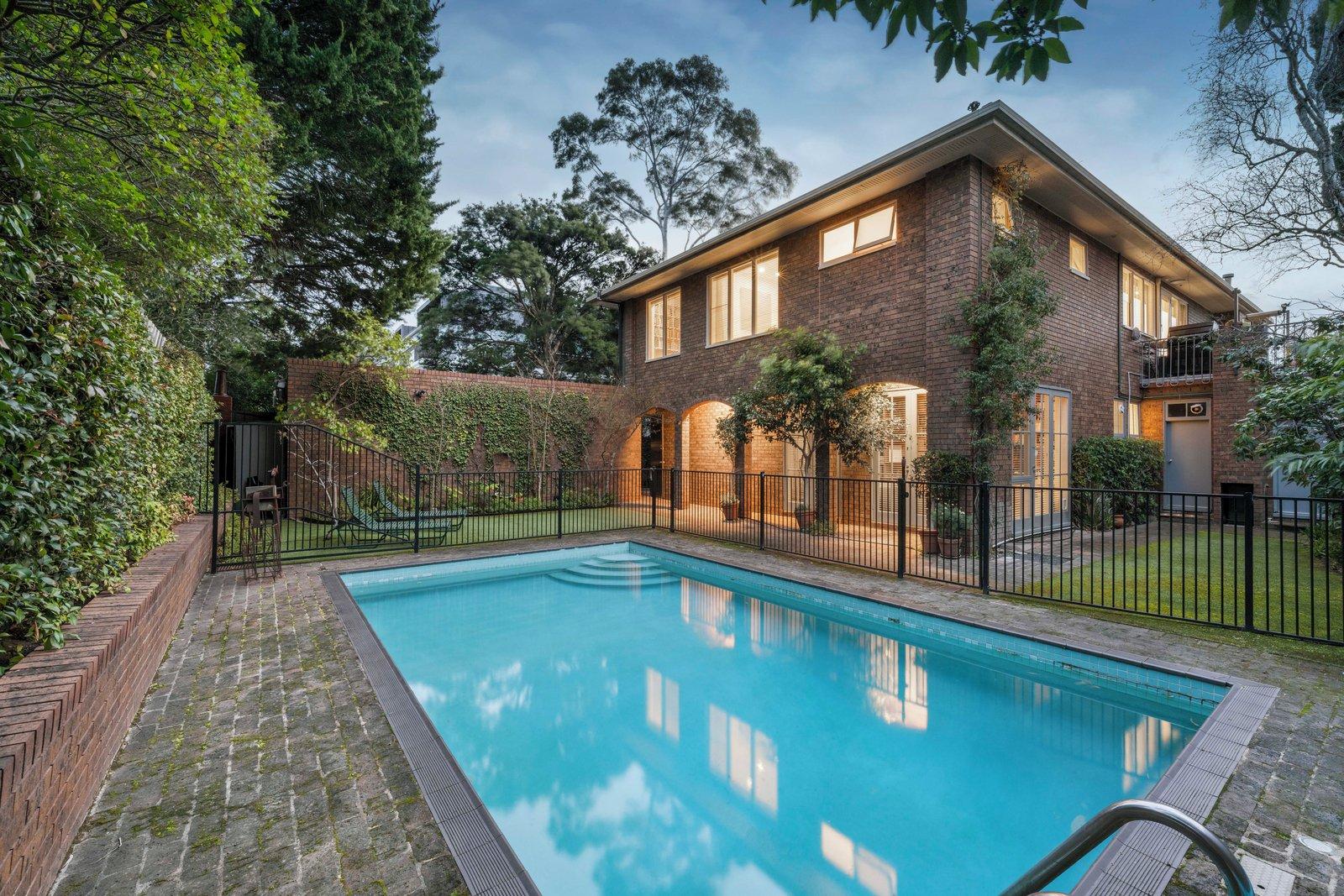 18 Lascelles Avenue, Toorak, 3142