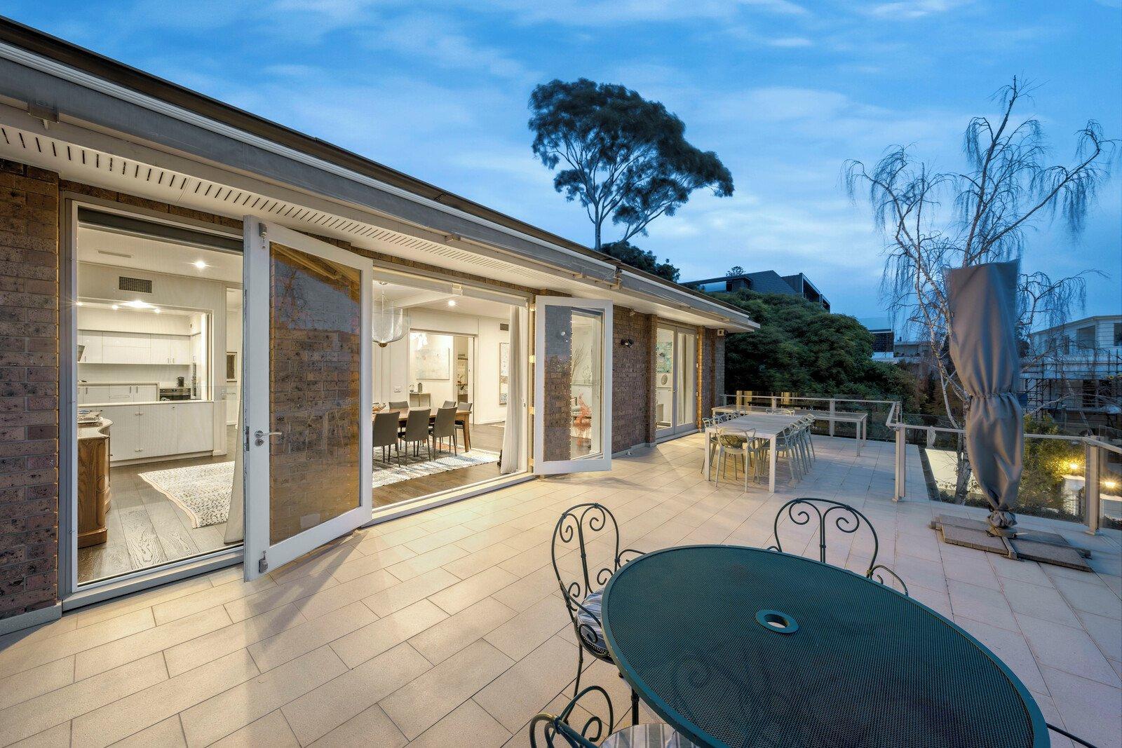 18 Lascelles Avenue, Toorak, 3142