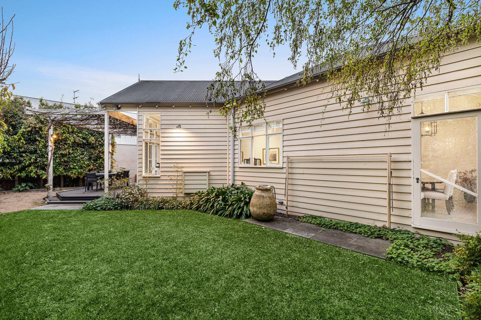18 Orchard Street, Brighton, 3186