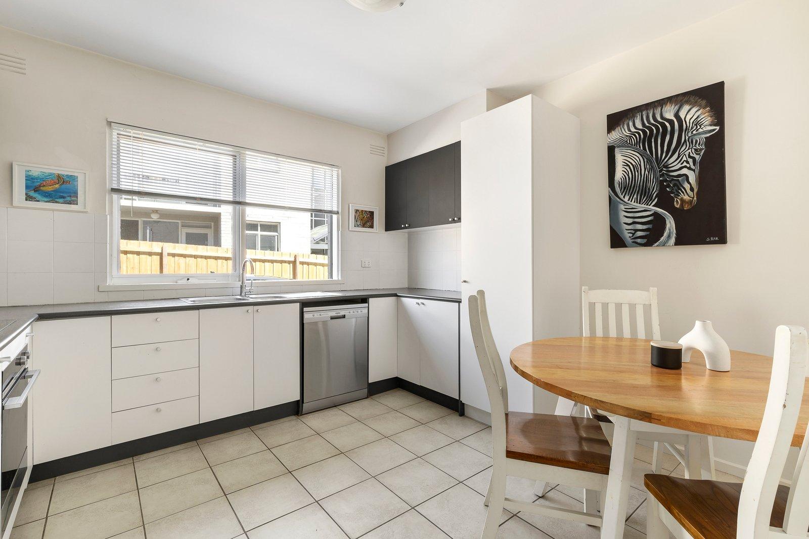 1/8 Osborne Avenue, Glen Iris, 3146