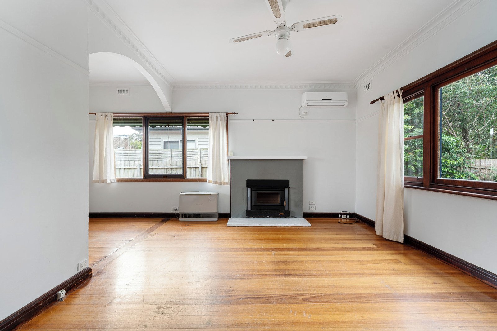 18 Rosslyn Avenue, Seaford, 3198