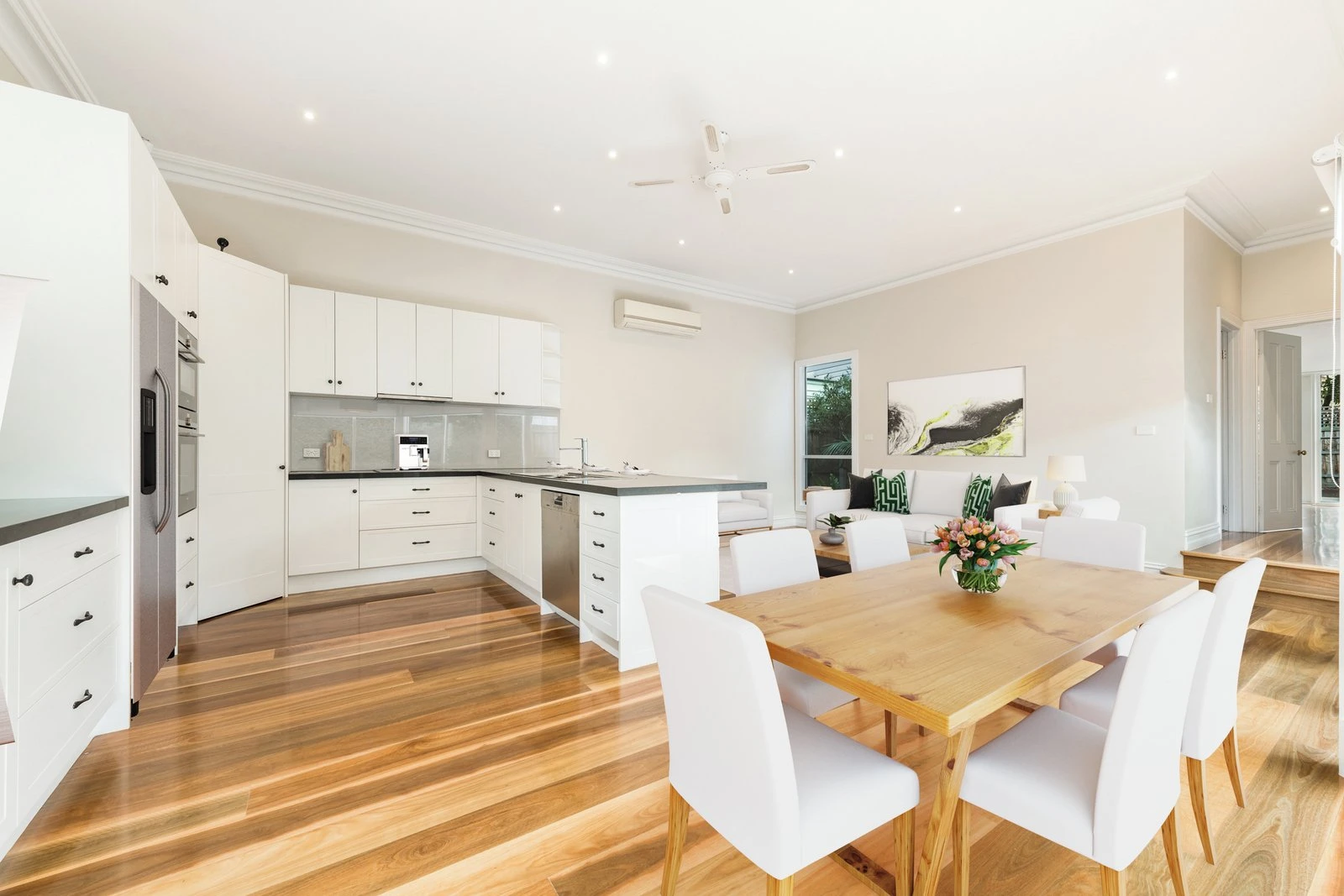 18 Russell Street, Surrey Hills, 3127