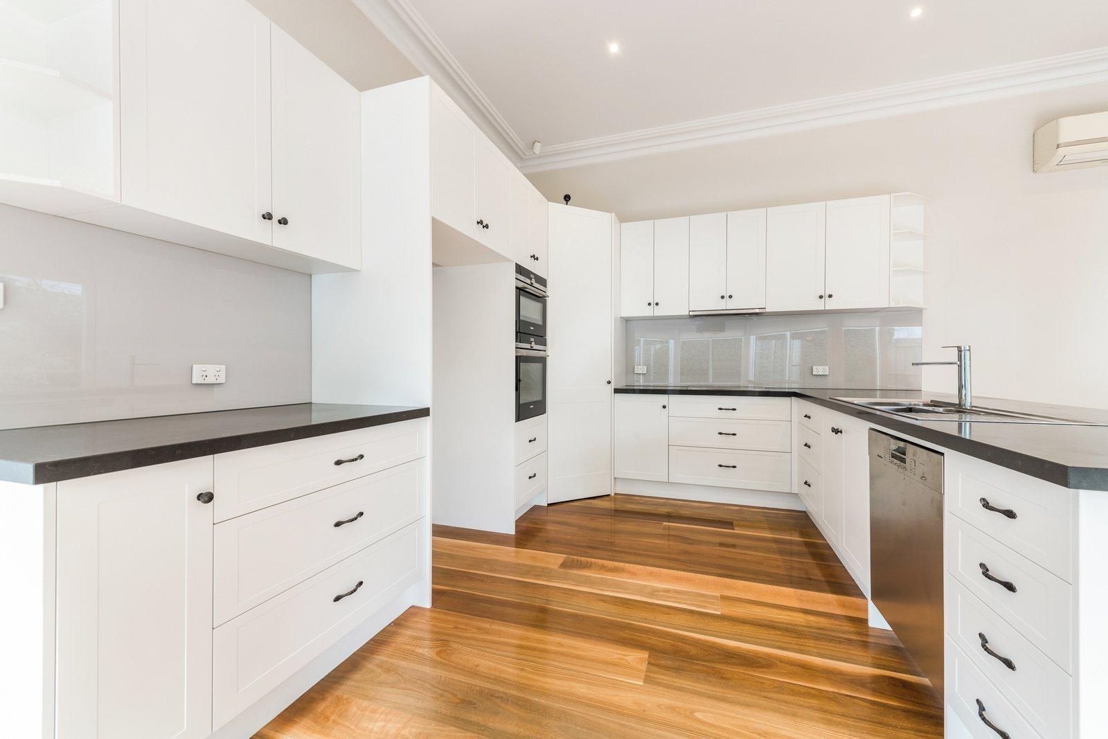 18 Russell Street, Surrey Hills, 3127