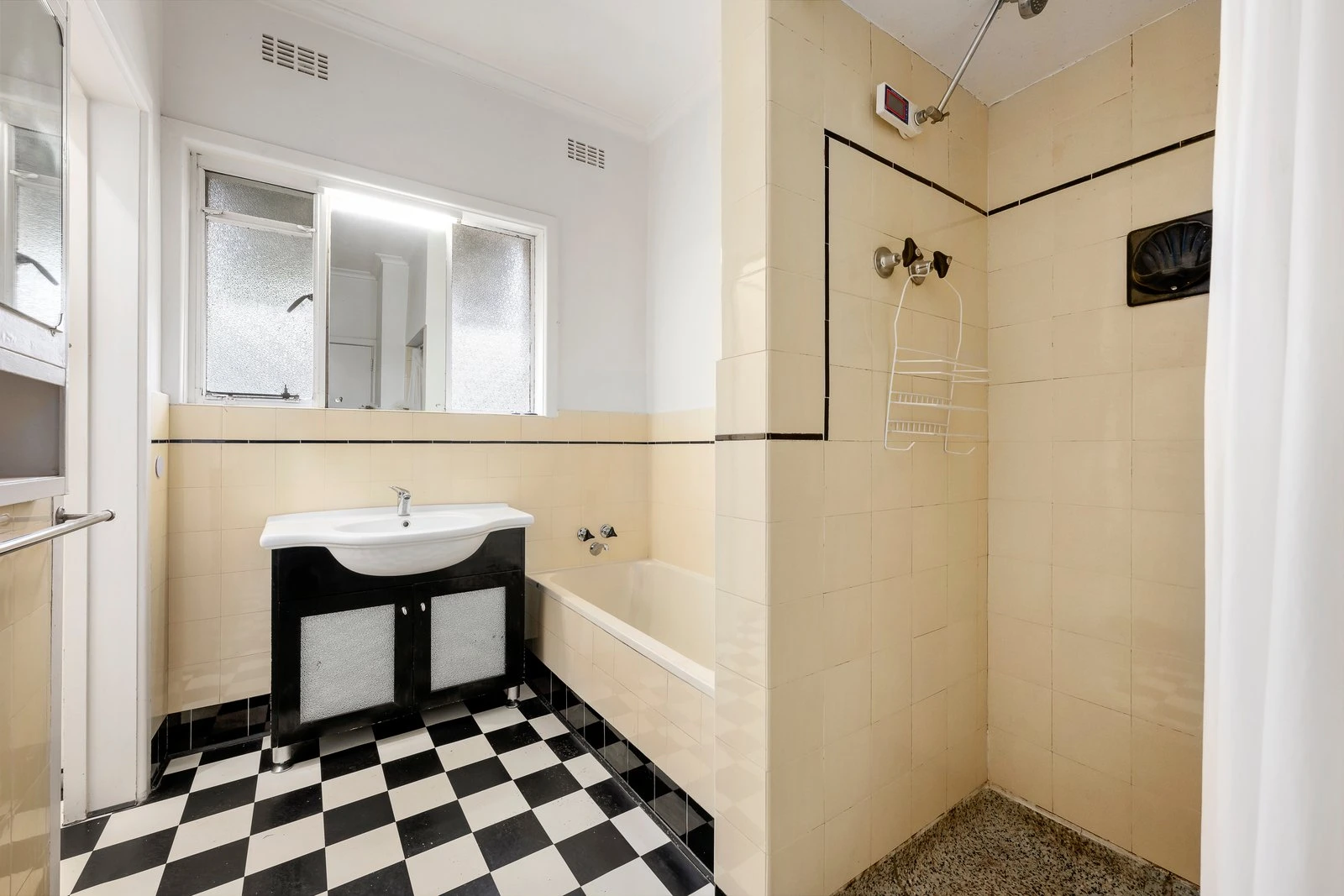 182 Prospect Hill Road, Canterbury, 3126