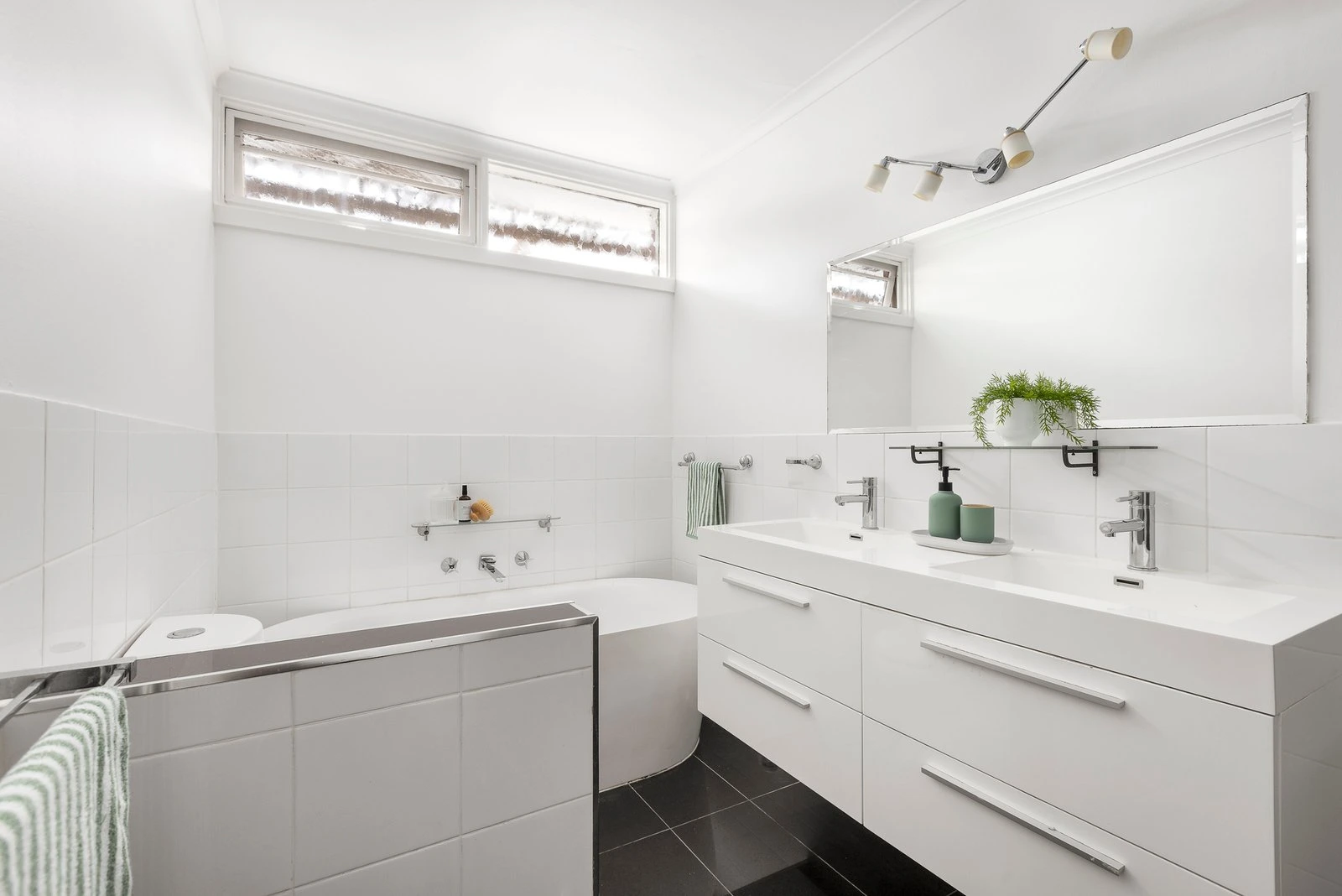 1/887 Toorak Road, Camberwell, 3124