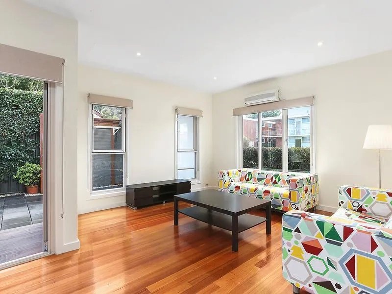 19 Hobson Street, Thornbury, Vic
