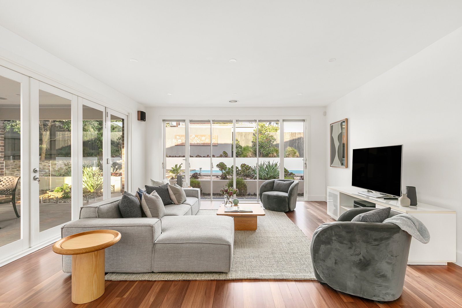 19 Howie Street, Glen Iris, 3146