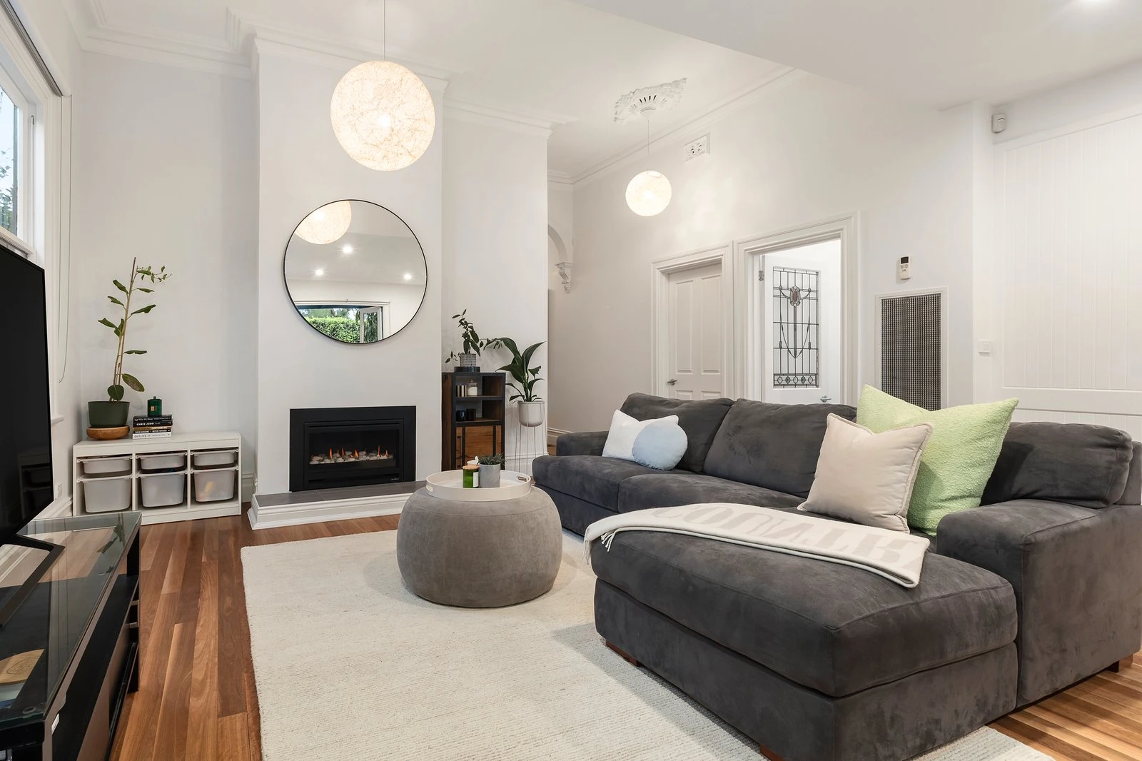 19 Invermay Grove, Hawthorn East, 3123