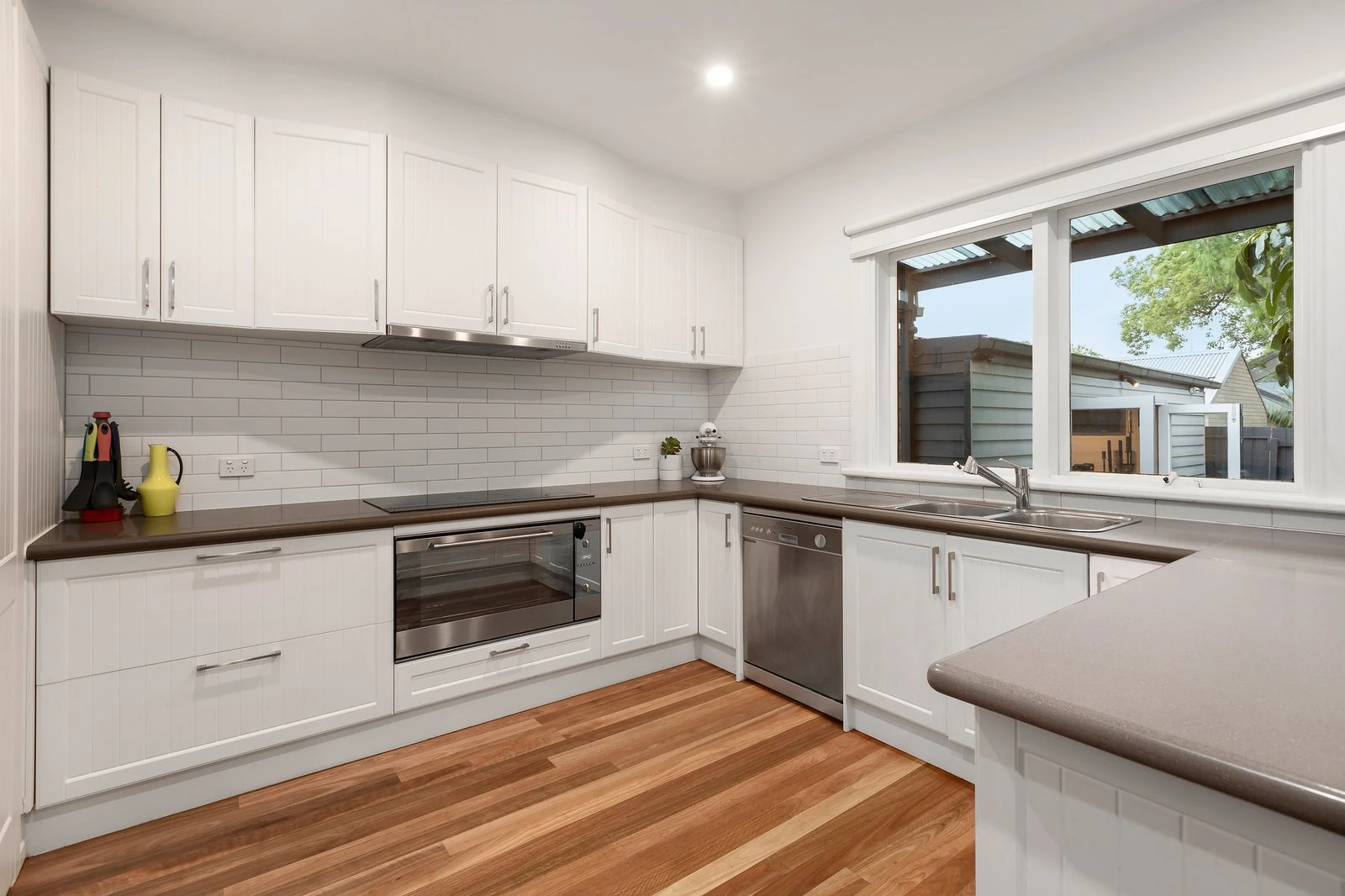 19 Invermay Grove, Hawthorn East, 3123
