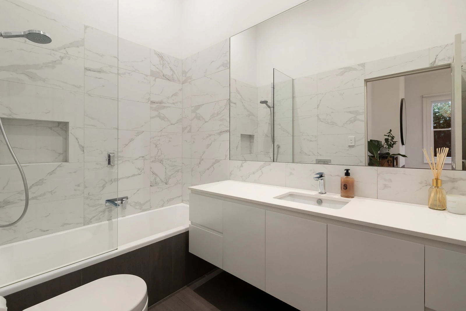 19 Invermay Grove, Hawthorn East, 3123