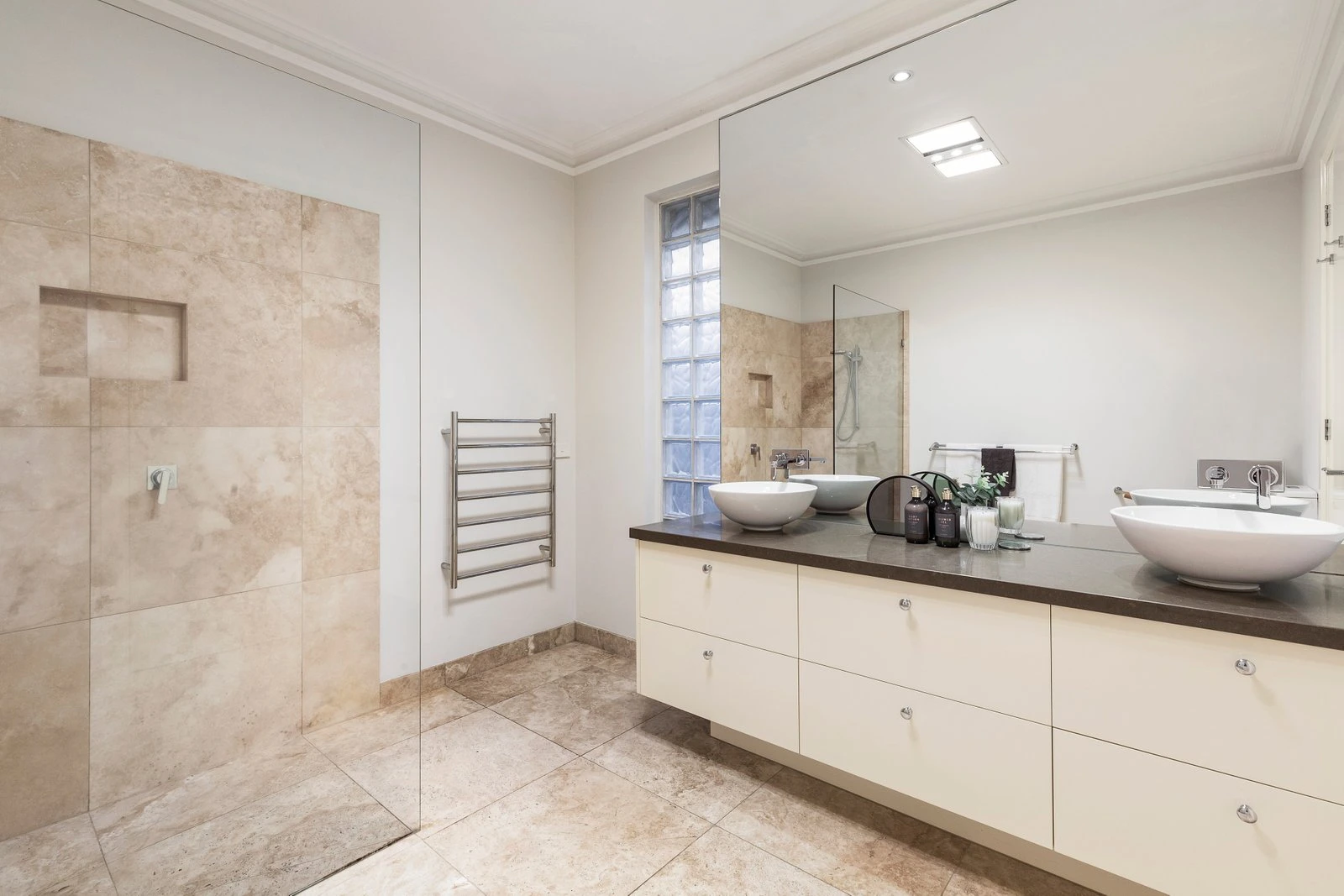 19 King Street, Camberwell, 3124