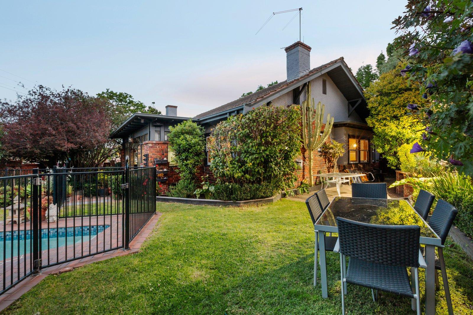 1916-1918 Malvern Road, Malvern East, 3145