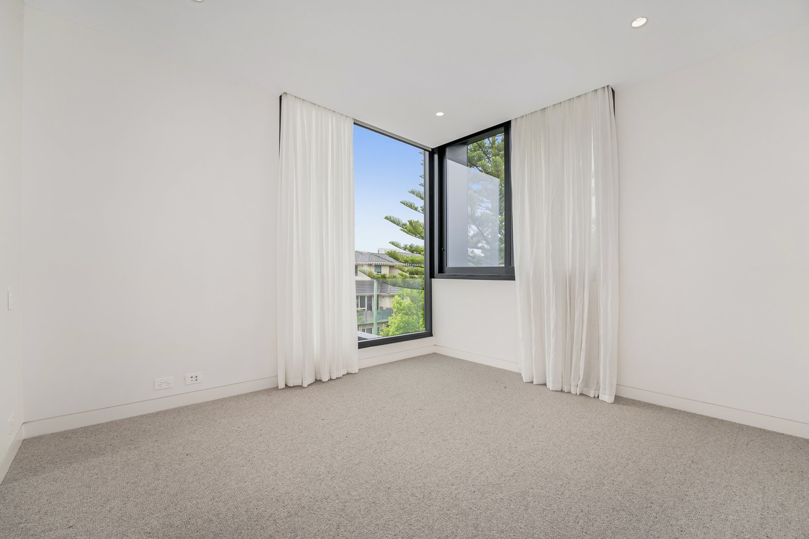 1/92 Brougham Street, Kew, 3101